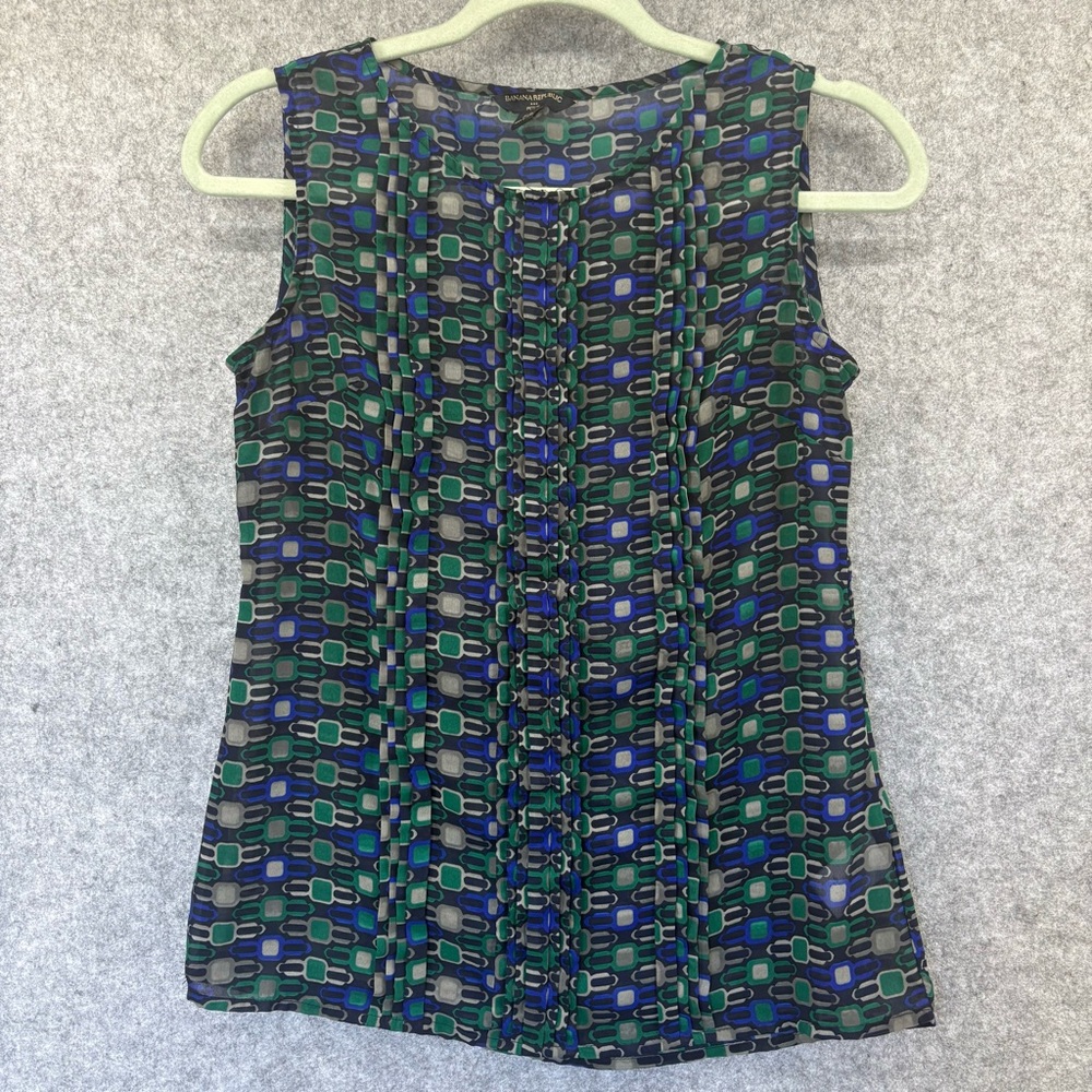 Banana Republic Pintuck Blue and Green Geometric Sleeveless Blouse  PXS